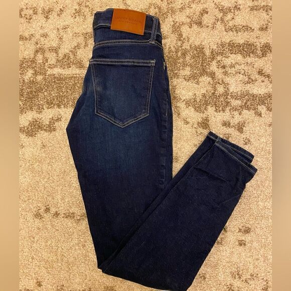 Lucky Brand Los Angeles Junior Jeans - Picture 5 of 6